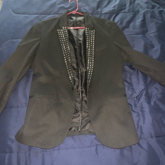 Men’s black blazer with studs. 40 LARGE - Picture 5 of 10